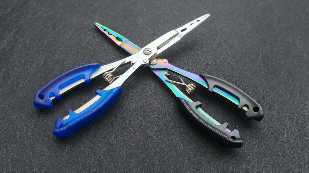 Saltwater Resistant Fishing Pliers with Split Ring Hook Removers, Lanyard & Sheath - Essential Fishing Gear Accessories for Easy Tackle Management - Stainless Steel - For Anglers - Ideal for Saltwater & Freshwater Fishing - G